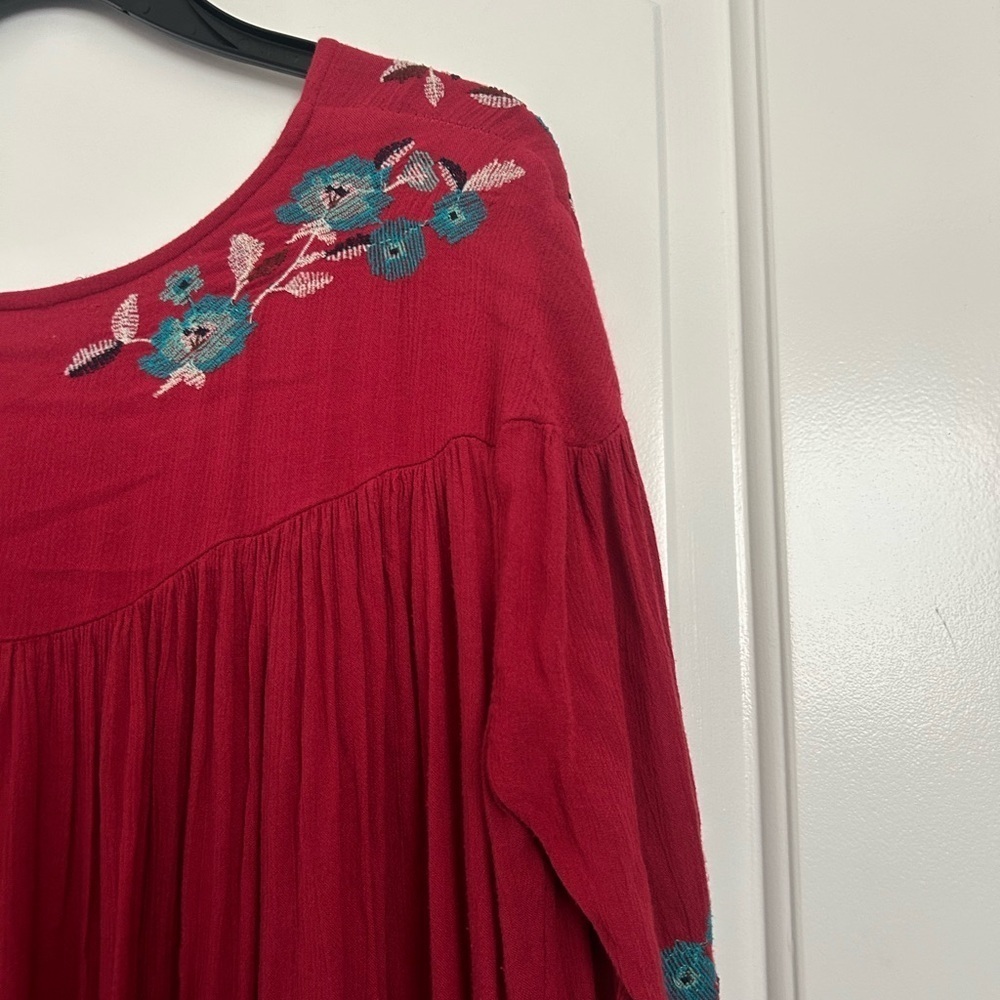 Free People Red Embroidered Te Amo Mini Dress size medium Flare sleeve bohemian - Picture 12 of 14